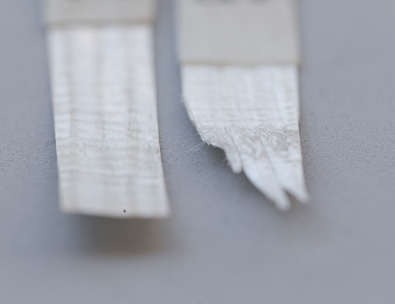 Soft light brings out the texture more clearly. Photo: POCS team/Tiina Puputti & Valeria Azovskaya, materials samples by Teemu Välisalmi.
