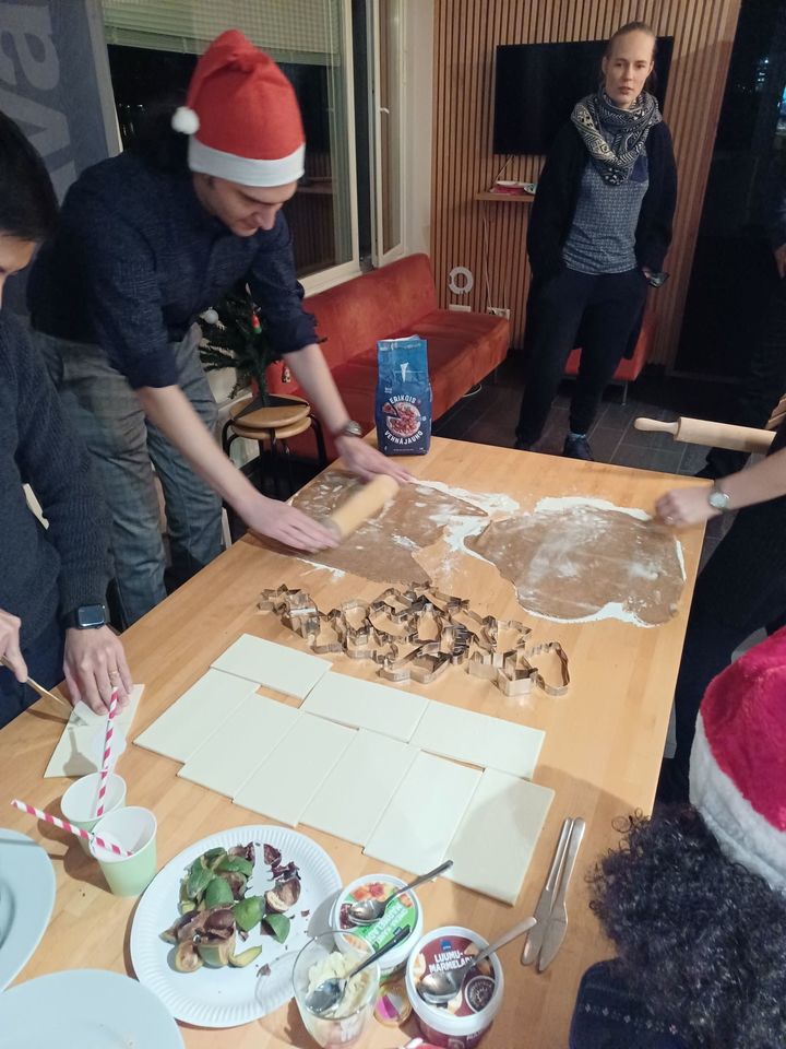 MMD pre-Xmas event 2021: baking of Finnish Christmas pastry / Photo: Aalto University, Giulnara Chinakaeva
