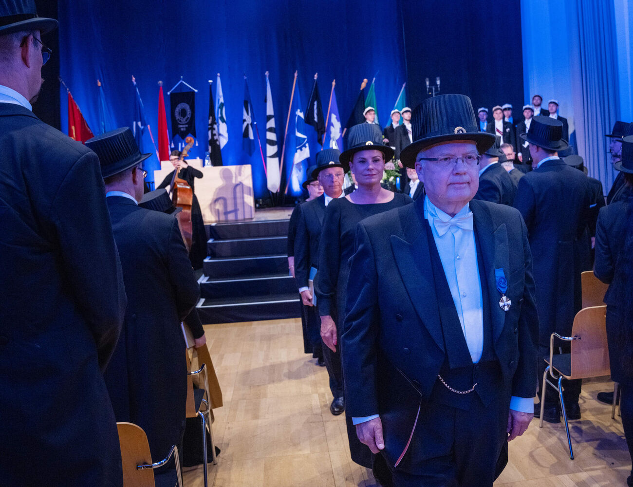 Procession exiting Kaleva: conferrer Pter Lund followed by honorary doctors
