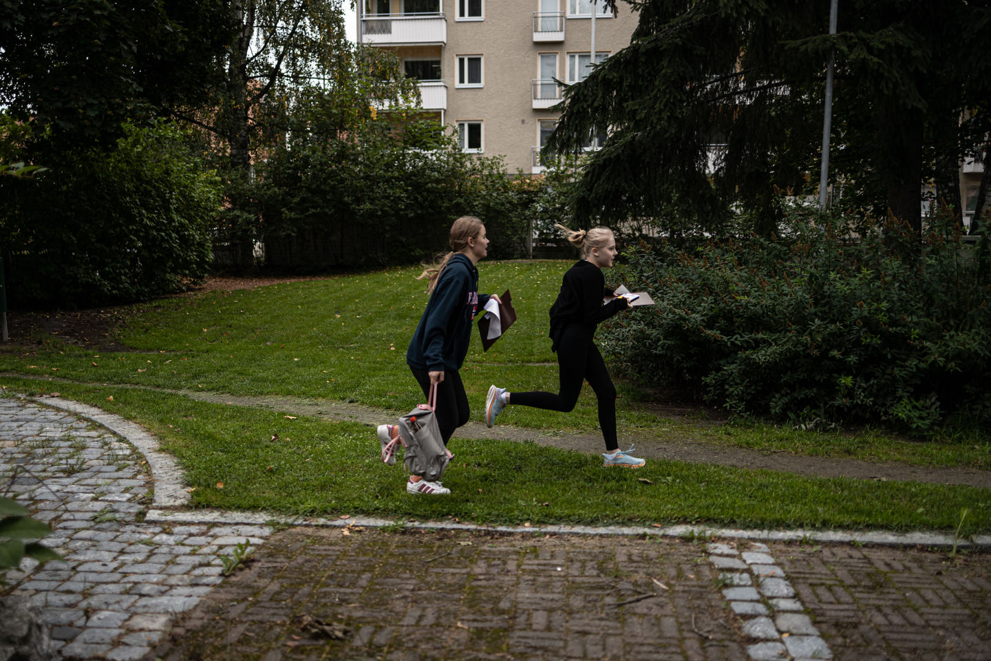 Osallistujia Joutomaa-Löytömaa -projektissa. Kuva: Akseli Muraja, ANTI Festival 2023