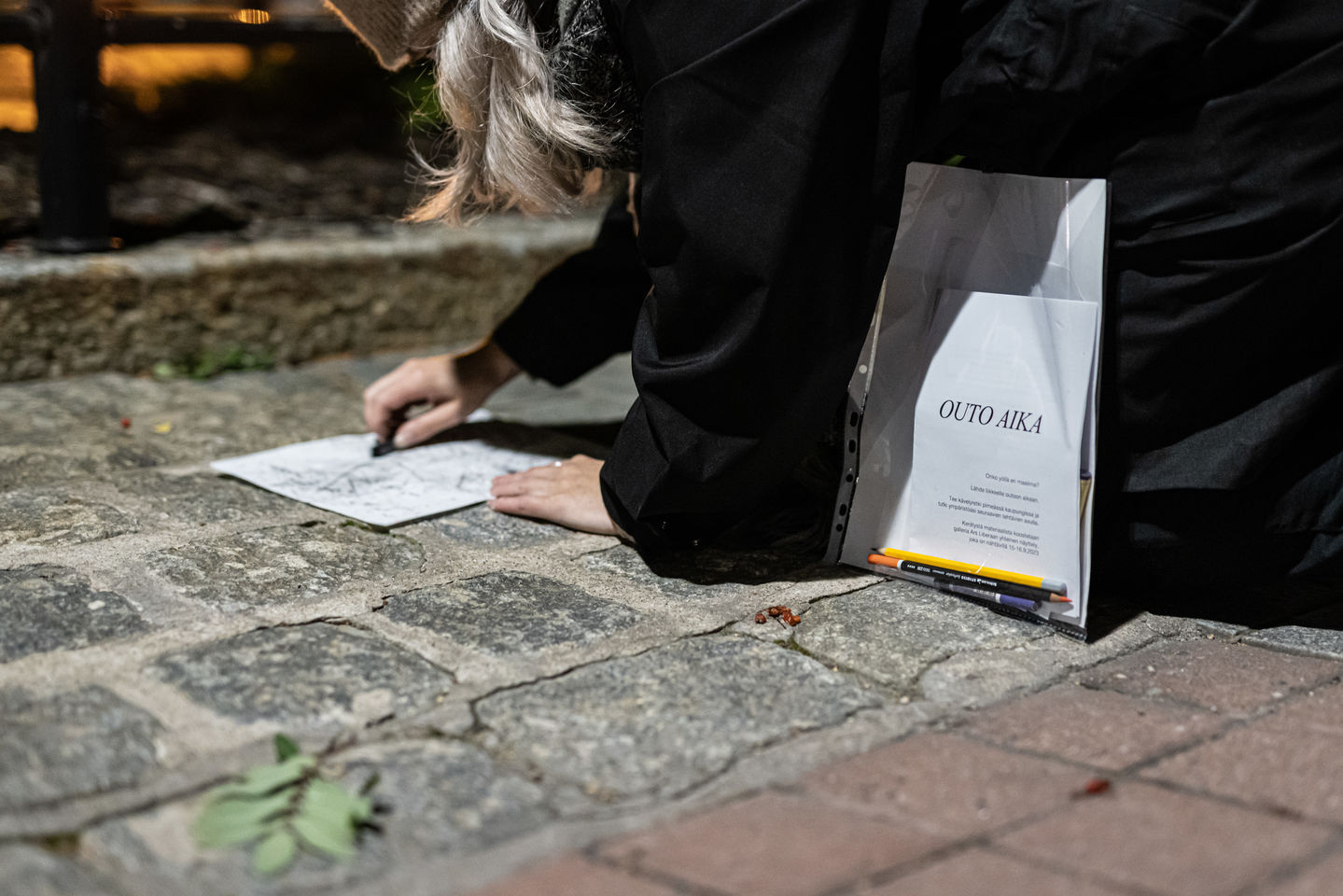 Työskentelyä Outo aika -projektissa. Kuva: Akseli Muraja, ANTI Festival 2023