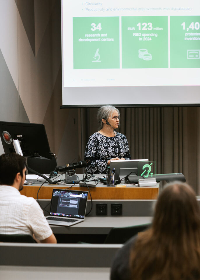 Moments from TexirC seminar day