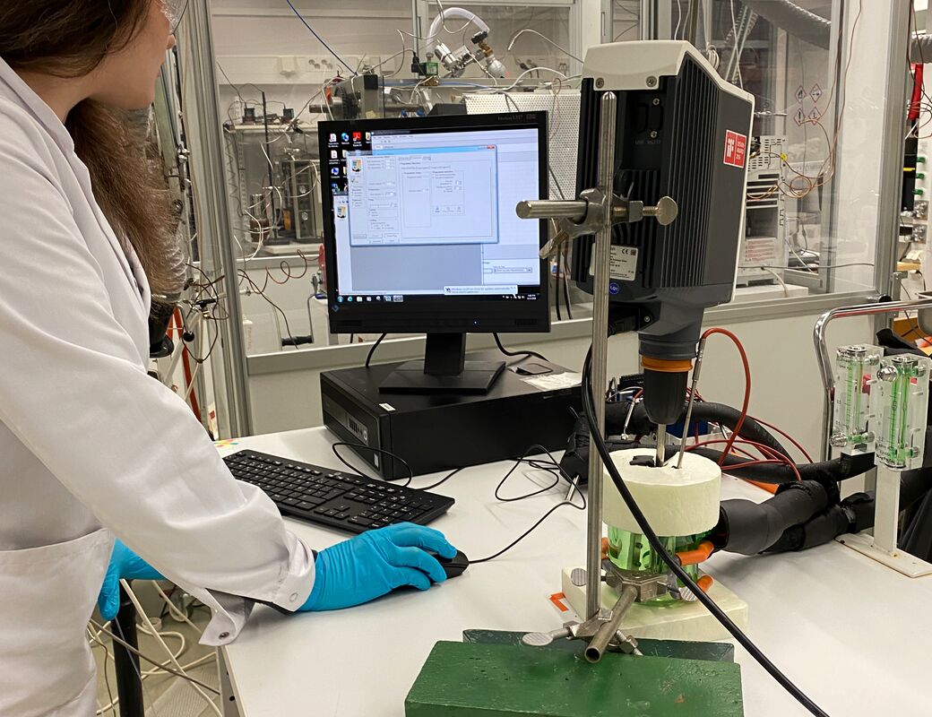 CHEM_Anna Zaykovskaya at the lab