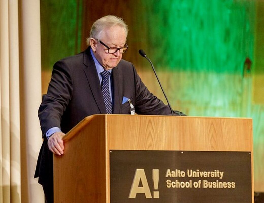 Martti Ahtisaari giving a speech in Homecoming Day 2016