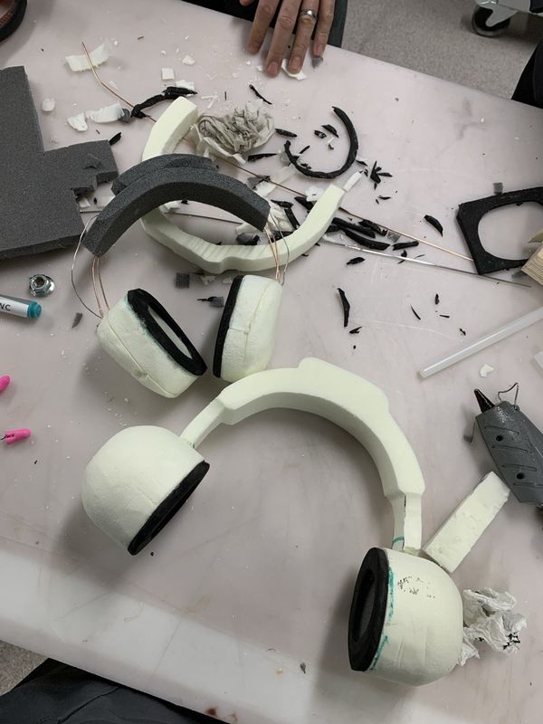 Prototyypin rakennus laitesuunnittelun kurssitehtävänä