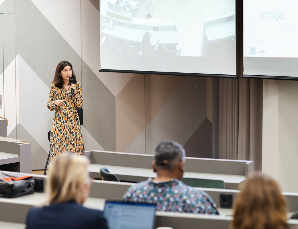 Moments from TexirC seminar day