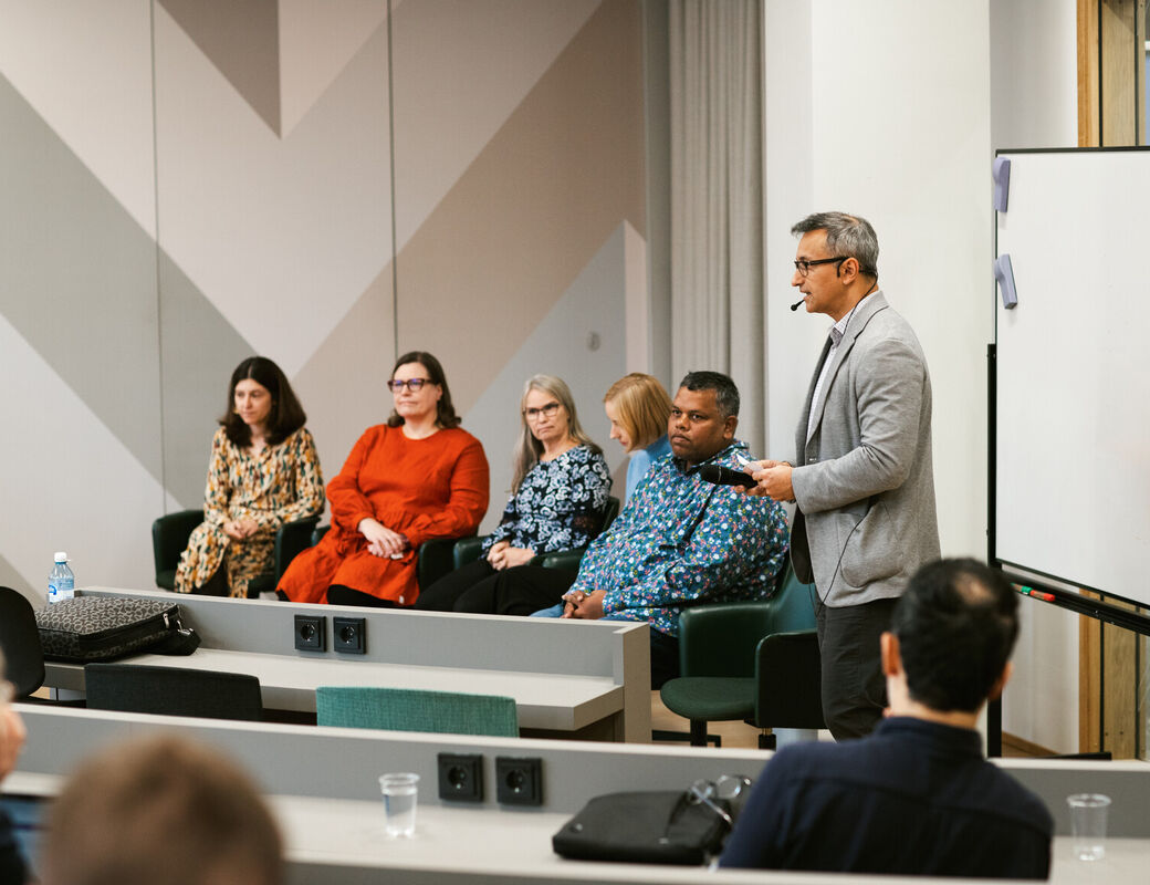 Moments from TexirC seminar day
