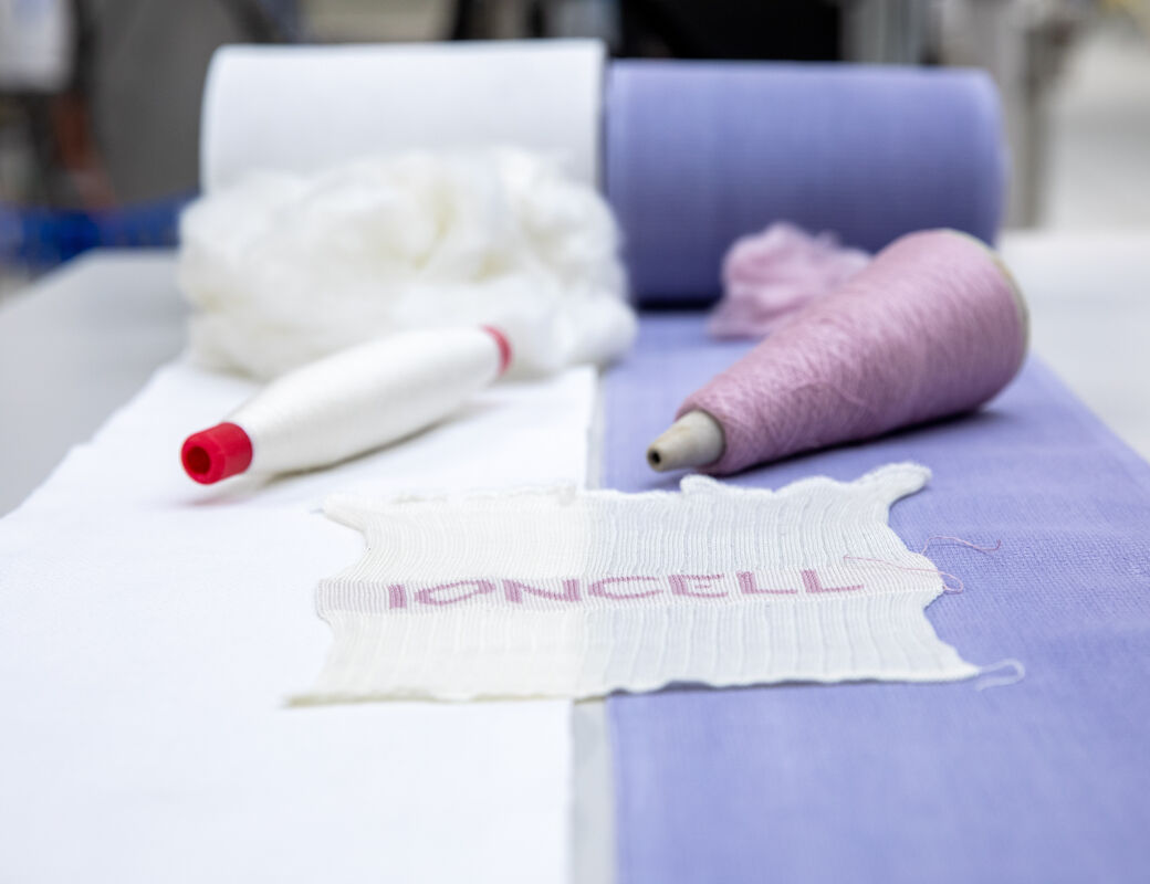 Ioncell-kuituja kierrätysmateriaalista