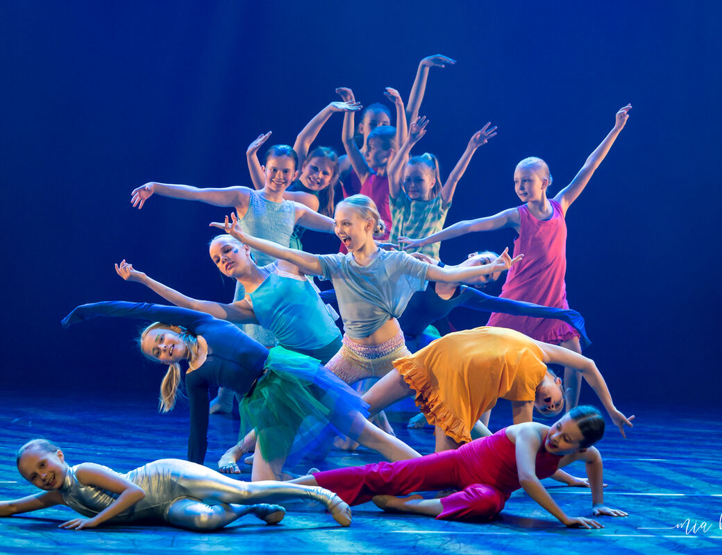 Attitude dance studio