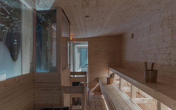 Aalto-yliopisto Muotoilun laitos, Lontoossa avattu suomalainen sauna sisältä