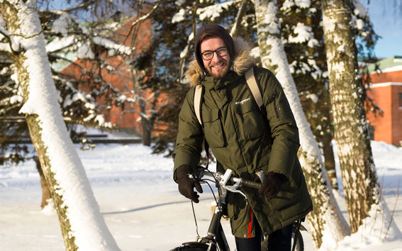 Aalto University, Otaniemi stories: Mike Prisikar, student of electrical engineering / Photographer: Sinikoski