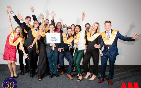 The photo shows happy Aalto CEMS graduants 2018