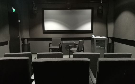 Screen Room