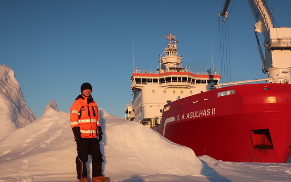 Lu Liangliang and S.A. Agulhas II in the Antarctica