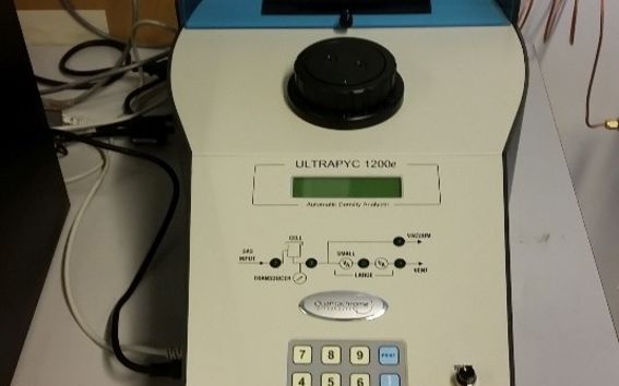 Quantachrome Ultrapyc 1200e (Pycnometer)