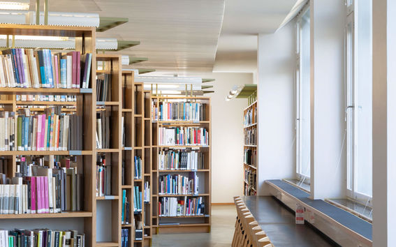 	Aalto University Harald Herlin Learning Centre library by Esa Kapila