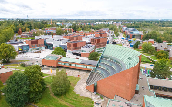 Undergraduate centre, Otakaari 1. Photo by Mikko Raskinen.
