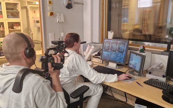 BBC Arabic operator records our experimenter while working with fMRI images. 