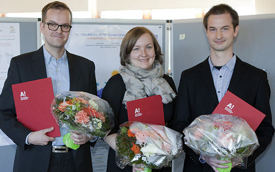 Kuvassa vasemmalta: Riku Ruotsalainen, Paula Savioja-Kangasluoma ja Atte Aalto
