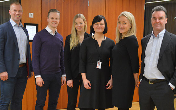 The members of the student group were Jani Rita (on the left), Ville Saranen, Jenni Suhonen and Riina Takkunen (2nd from the right). 3rd from the right is Director, Group Internal Control, Reetta Liikala from Stora Enso and Assistant Professor Jari Huikku, who supervised the project, is on the right.