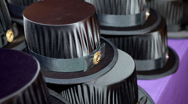 Doctoral hats, 2016