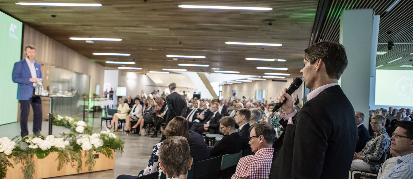 Jaakko Honko lecture 6.6.2019, a question from the audience to the keynote speaker Risto Siilasmaa