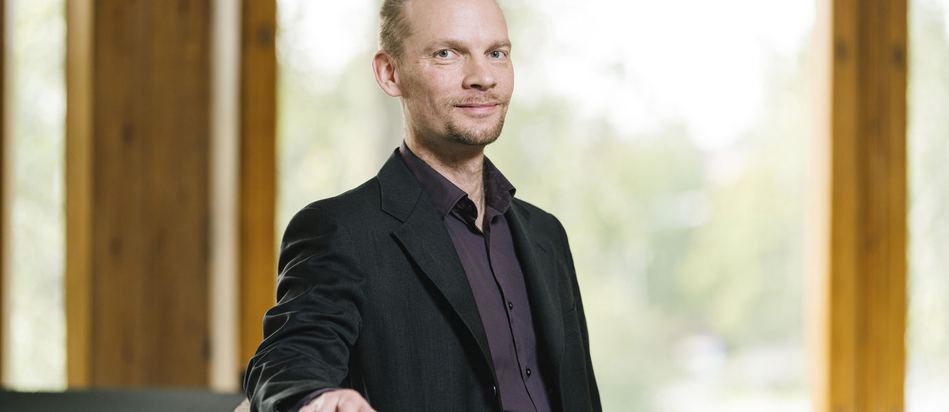 Professori Olli Seppänen