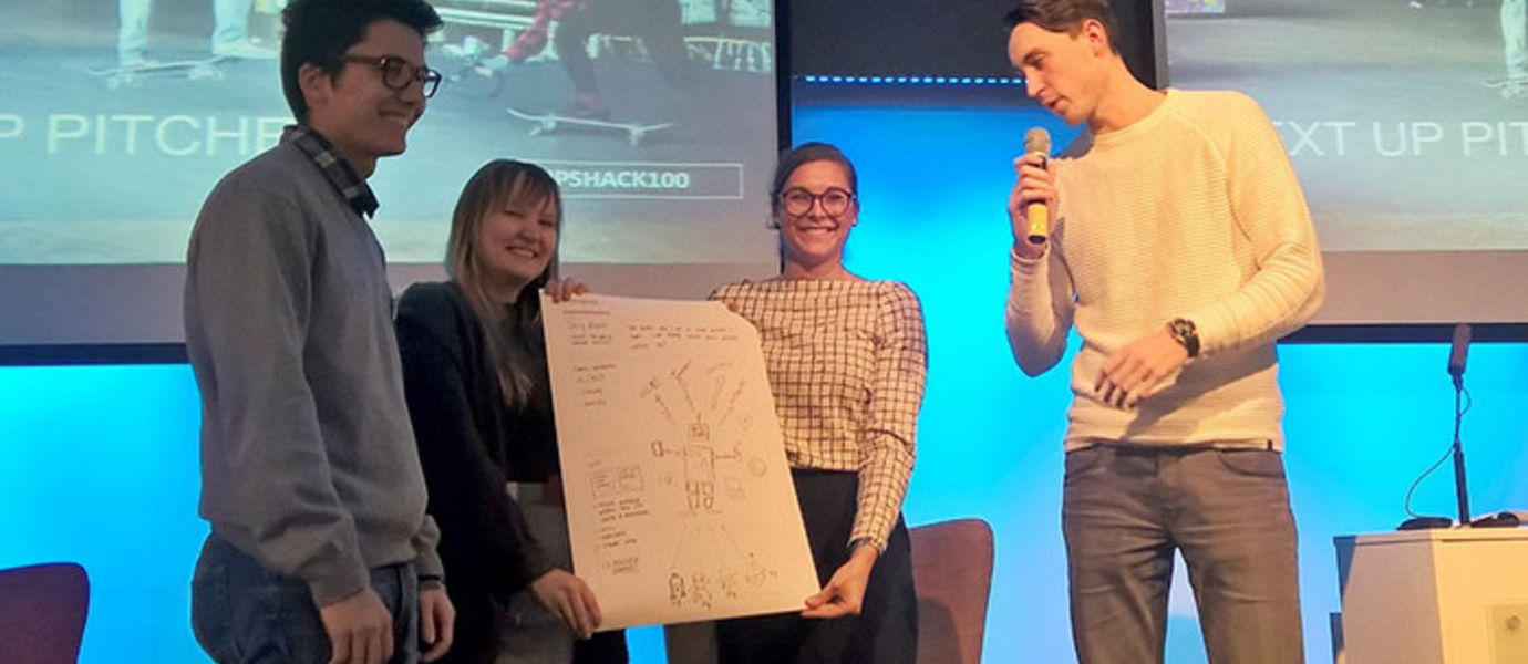 In the kick-off event of the course, students were divided into teams and received their first challenge to solve and present to the other participants. Maxim Afteniy (on the left), Emma Salmela, Katja Nyyssölä and Robert Wölker formed one of the Ministry of the Interior teams.