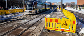 A construction site of the tram stop near Väre building in Otaniemi campus_photo by Mikko Raskinen, winter 2022.