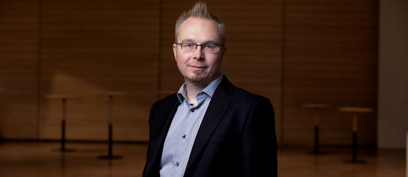 Jarkko Niiranen, photo by Mikko Raskinen