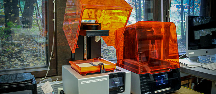 Formlabs Form 2 and Form 3 SLA 3D printers at Aalto Fablab