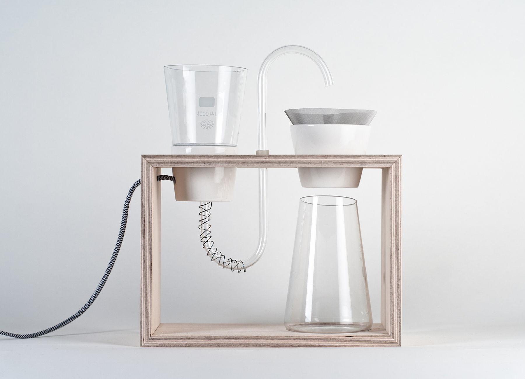 Simo_Puintila_Aija Hannula_Coffee Cooker_Product and Form 2015_CoDe_LowRes