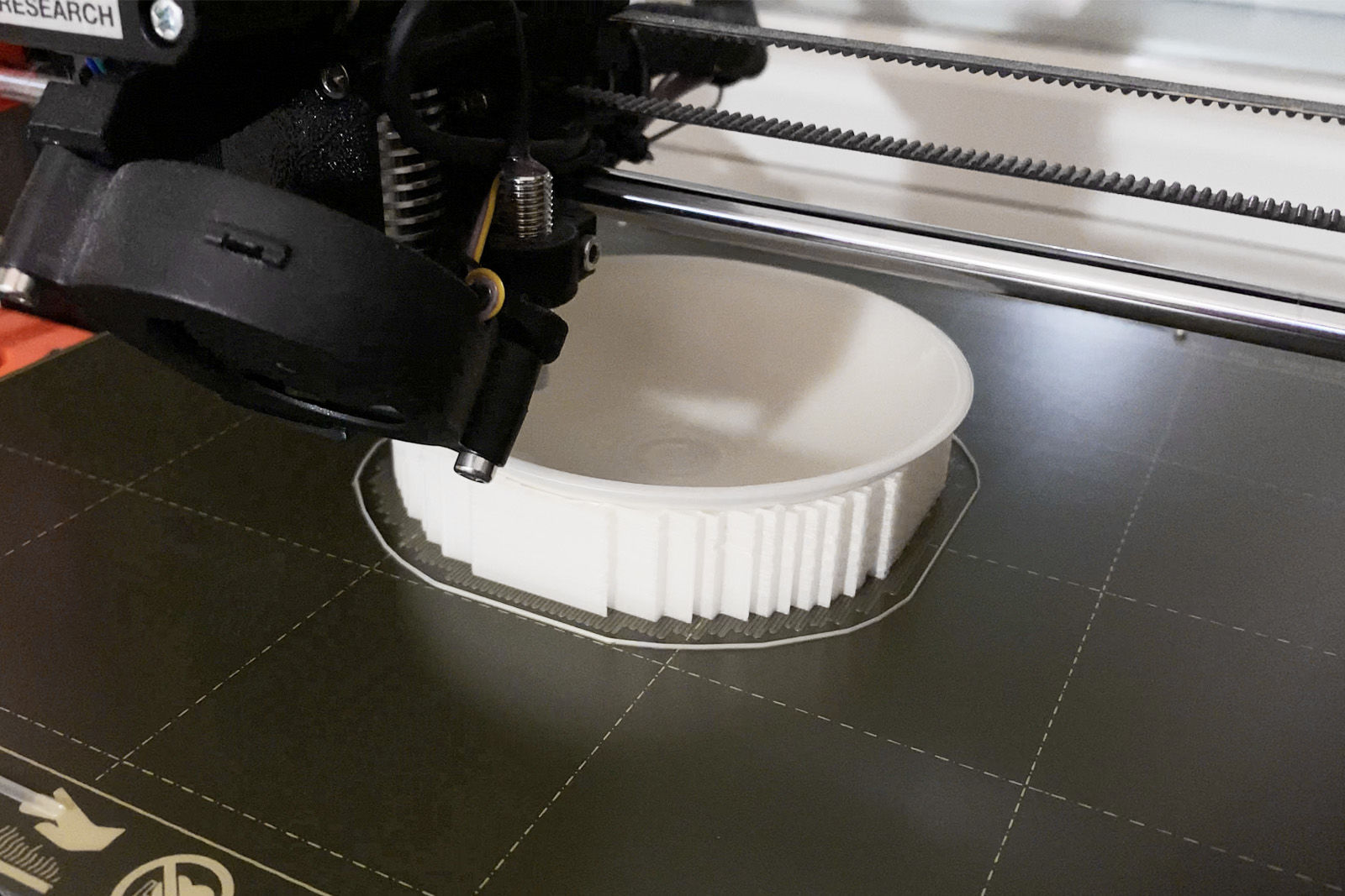 3d printer printing a mould