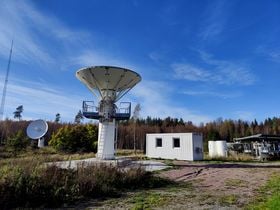 Teleskooppiryhmä Metsähovin radio-observatoriossa