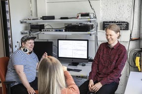 Acoustic measurements at the Aalto Acoustics Lab