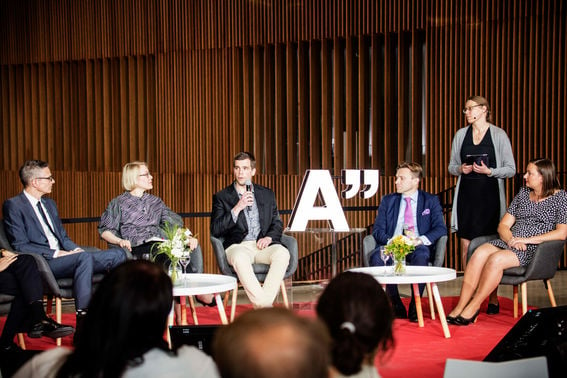 Panel Discussion at Aalto Vision Forum 2018 / Photographer Lasse Lecklin.
