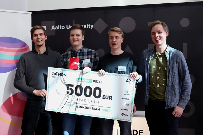 Aalto University / winner team of the Comnet prize / photo: Linda Koskinen
