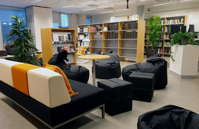 Cozy premises of the Mikkeli Campus Library