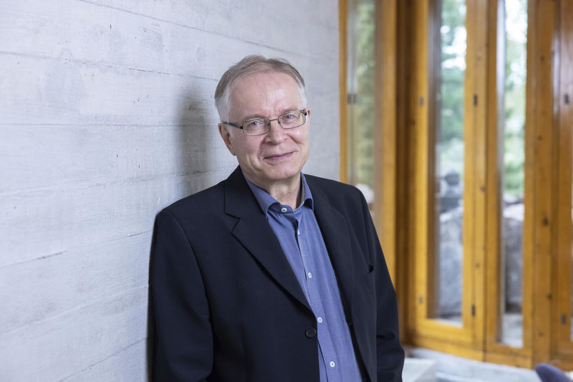 Aalto Distinguished Professor Risto Ilmoniemi. Photo: Mikko Raskinen