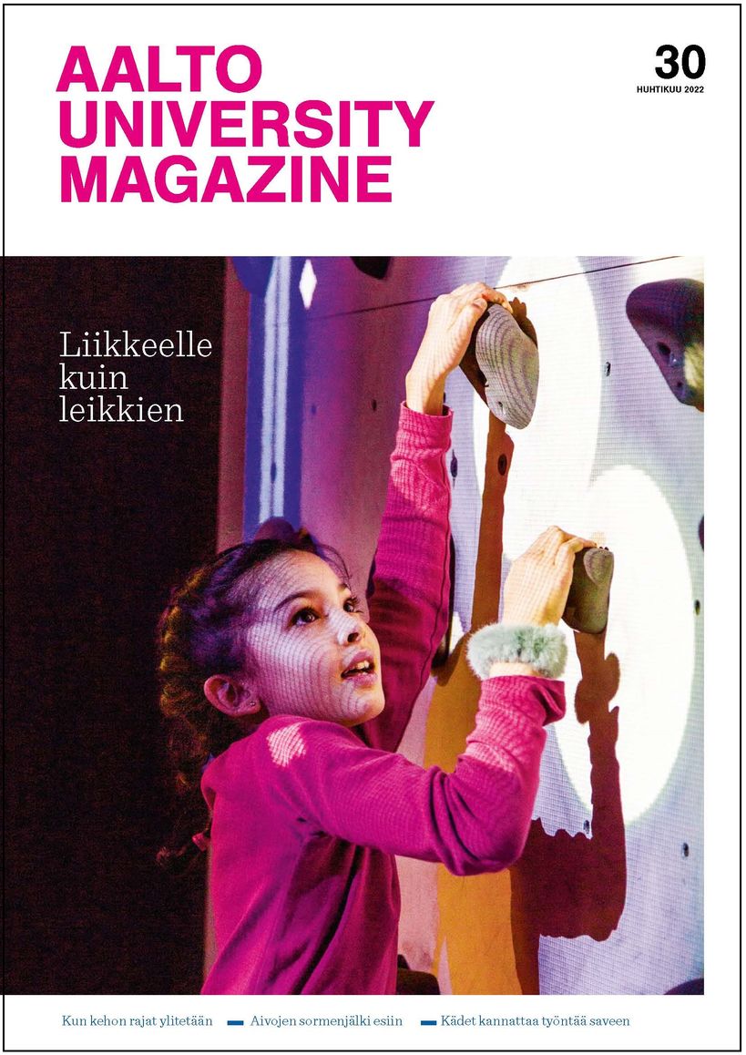 Aalto University Magazinen numeron 30 etukannessa on kuva nuoresta Norah Thottungalista seinäkiipeilemässä.