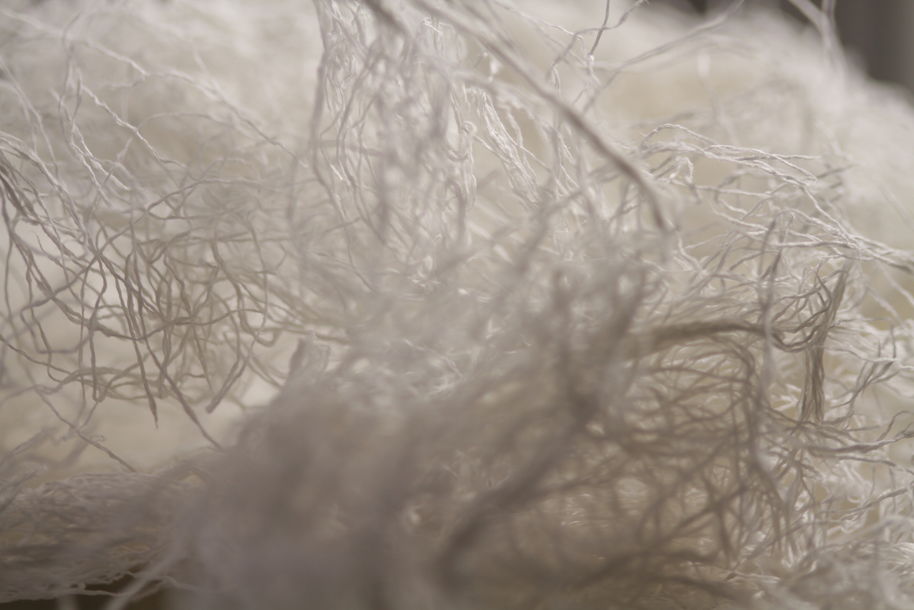 Nanocellulose yarn that captures hormones from waste water. Photo: FINNCERES